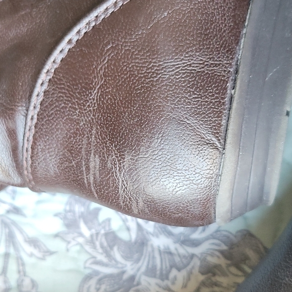 Brown boots - Picture 4 of 7